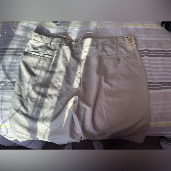 Haggar Cool 18 Pro Golf Shorts Big and Tall Men’s - Picture 5 of 6